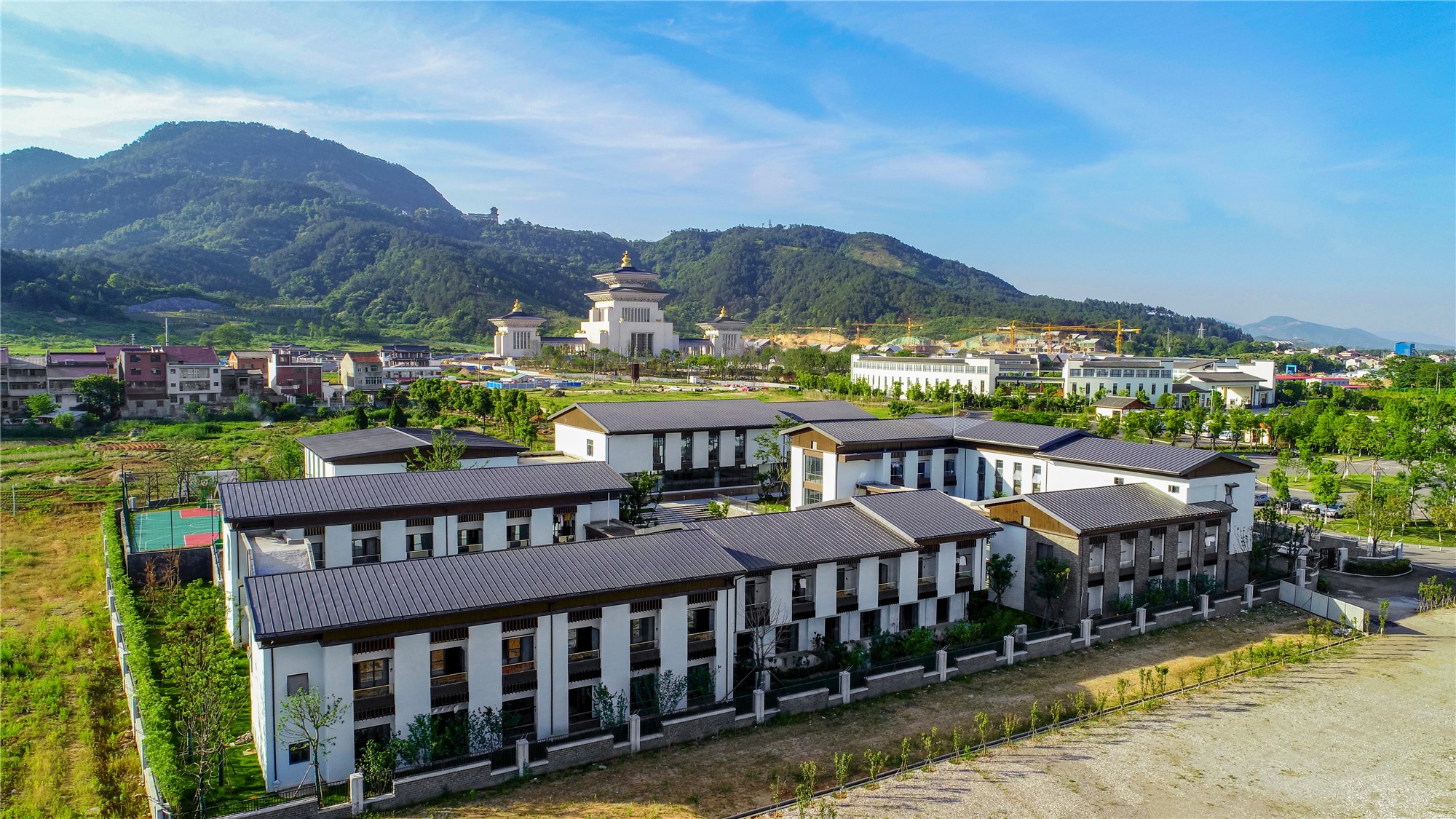 后勤服務中心 (2).JPG